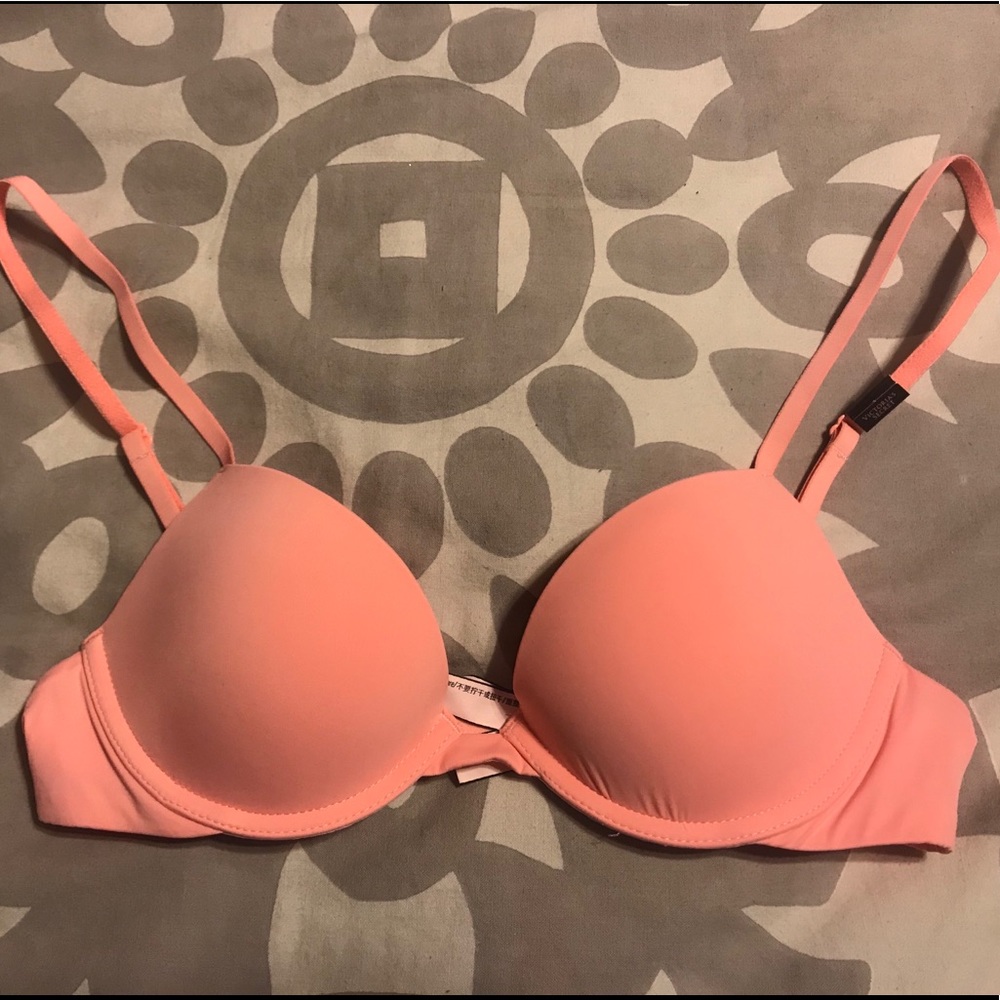 Victoria’s Secret bra